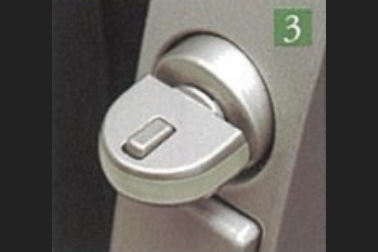 シティタワー東梅田パークフロントの防犯サムターン